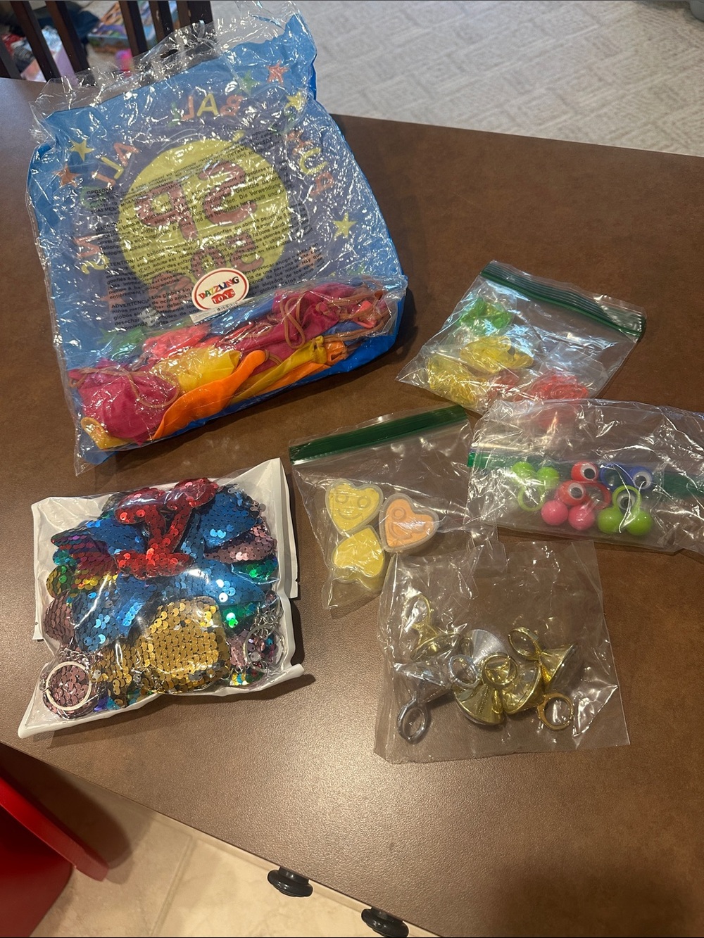 🎉 Assorted Colorful Craft Party Favor Items 🎈